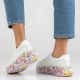 7. Skórzane półbuty sneakersy na platformie w kwiaty białe Filippo DP7507