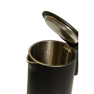 3. Czajnik elektryczny 1,7l MR-026-BLACK MAESTRO