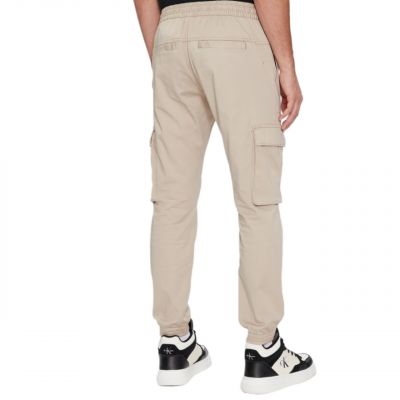 8. Spodnie Calvin Klein Jeans Cargo Jogger M J30J324696
