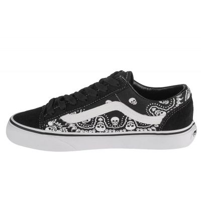 10. Buty Vans Bandana Style 36 W VN0A54F6D9S