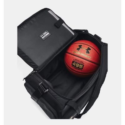 4. Under Armour UA Contain Duo S sportowa torba 40 l Poliester Czarny