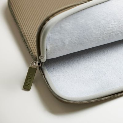 6. Trunk Neoprene Sleeve 33 cm (13") Etui kieszeniowe Zielony