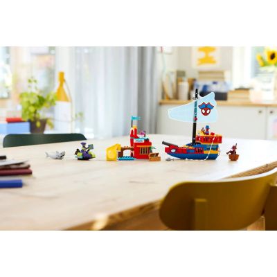 10. LEGO Marvel Spiderman 11208 Piracki statek drużyny Spider-Mana
