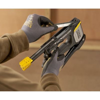 11. Zszywacz Stanley FATMAX 4w1 typ A, G i gwoździe typ J