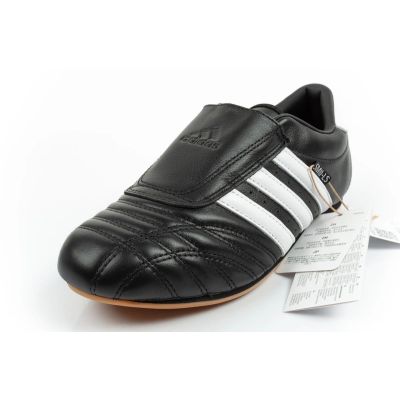 3. Adidas buty damskie sportowe Taekwondo czarne wsuwane skórzane