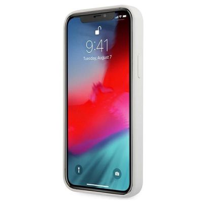 5. Etui Guess Script Vintage na iPhone 12 Pro Max - kremowe