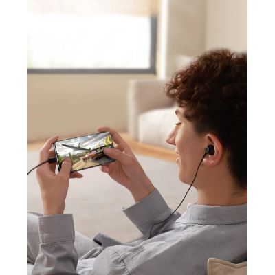 11. Słuchawki douszne USB-C Joyroom TYPE-C Series JR-EC07 metalowe - czarne