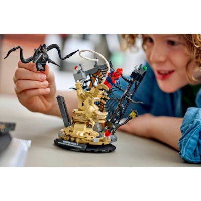 4. LEGO Marvel Super Heroes 76334 Iron Man do zbudowania