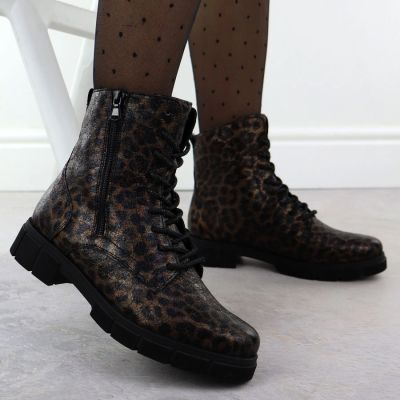 11. Botki damskie workery w panterkę brązowe Rieker Remonte D2S72-90