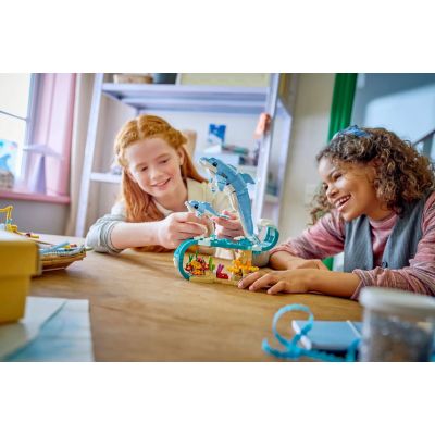 8. LEGO Creator 31385 Zwierzęta morskie: Piękne delfiny