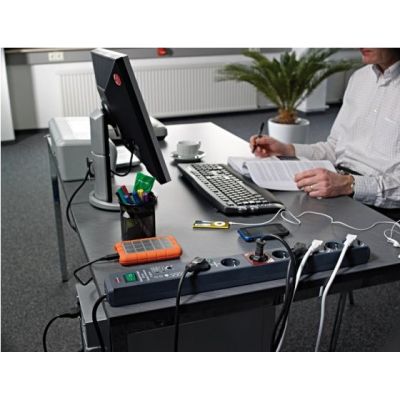 3. Listwa zasilająca Brennenstuhl Secure-Tec 19.500A 6 AC