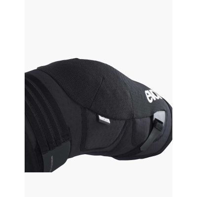 7. Ochraniacze na kolana EVOC Knee Prot Ls Flex Enduro black