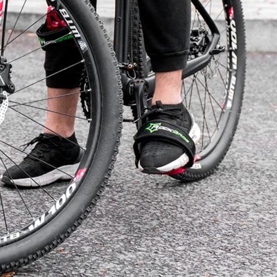 7. Paski do pedałów rowerowych Rockbros GZT1001BK 2 szt. - czarne