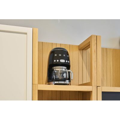 5. Ekspres przelewowy SMEG DCF02BLEU