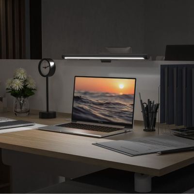 7. Xiaomi Mi Computer Monitor Light Bar lampa stołowa 5 W Czarny