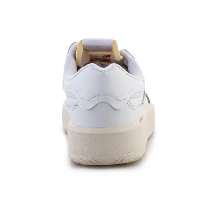 6. Buty New Balance W CT302OB