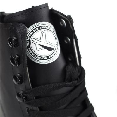 23. Wrotki Nils Extreme NQ8400S Czarny r.40