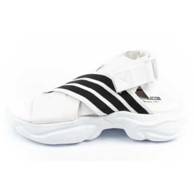 13. Sandały adidas Magmur Sandal W EF5848