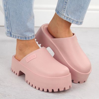 6. Chodaki na masywnej podeszwie Big Star W NN274020 INT2083C