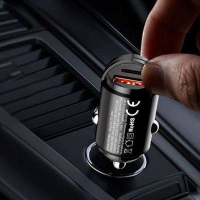 4. Mini ładowarka samochodowa Dudao R3MAX 48W QC PD - czarna
