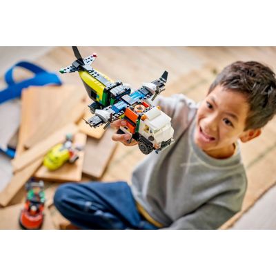 22. LEGO City 60505 Samolot, wóz serwisowy i poduszkowiec