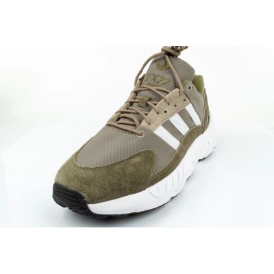 15. Buty adidas ZX 22 Boost M GX2040