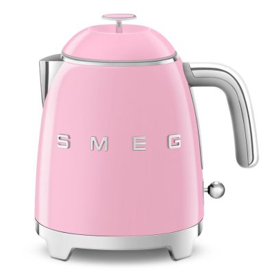 16. Czajnik SMEG Kettle (KLF05PKEU) mini 0,8L pink