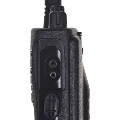 9. MOTOROLA RADIOTELEFON XT 460