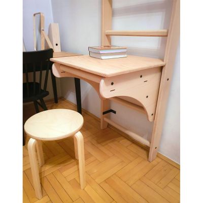 10. NAKŁADKA SŁUŻĄCA JAKO BIURKO DO DRABINKI DREWNIANEJ NA DRĄŻEK DO PODCIAGANIA BENCHK BT204