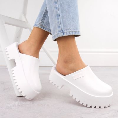 5. Chodaki na masywnej podeszwie Big Star W NN274015 INT2083B