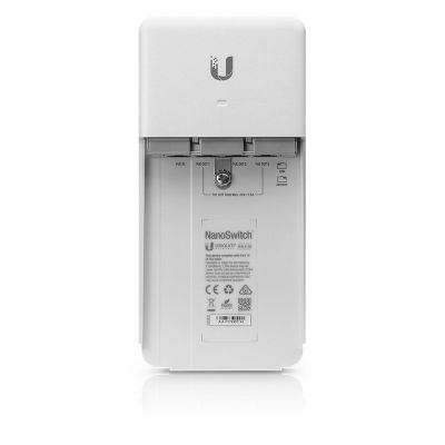 8. Switch PoE UBIQUITI N-SW (4x 10/100/1000Mbps)