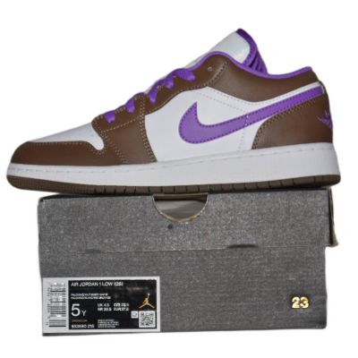 11. Buty Sneakersy Air Jordan 1 Low GS - 553560-215