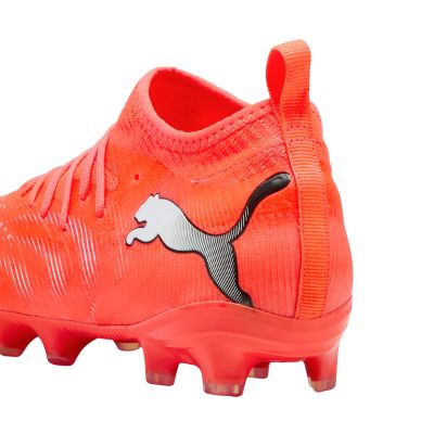 9. Buty piłkarskie dla dzieci Puma Future 9 Match FG/AG 108721 01