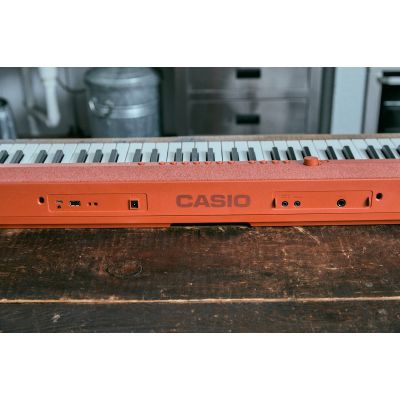 12. CASIO CT-S1 RD - Keyboard