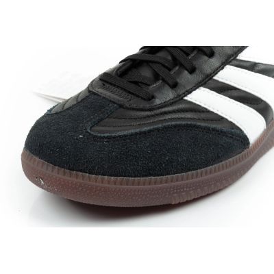 6. Adidas buty sportowe halowe Predator Freestyle obuwie piłkarskie