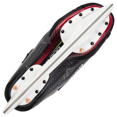 8. Łyżwy hokejowe Bauer Vapor 3X Pro Sr M 1058309