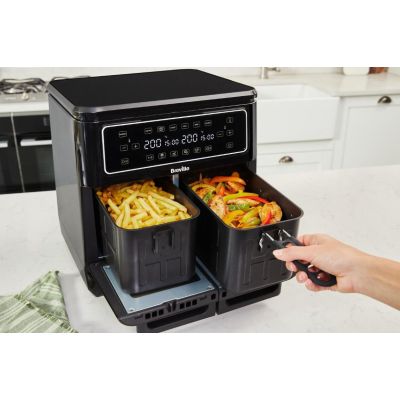 16. Frytkownica beztłuszczowa Breville VDF130X