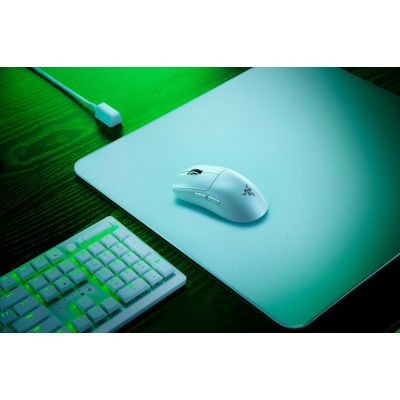 7. Bezprzewodowa mysz do gier e-sportowych Razer Viper V3 Pro - biała