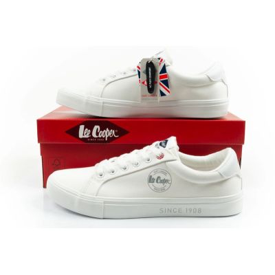 10. Lee Cooper buty sportowe męskie trampki modne białe wygodne