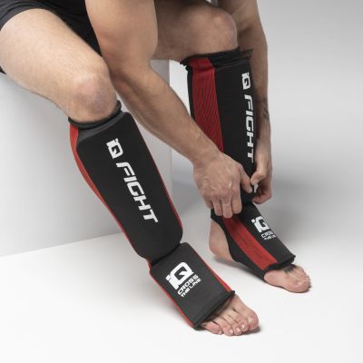 8. Ochraniacze na piszczele Iq Amparo M 92800350292
