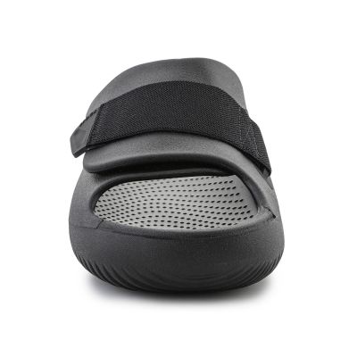 11. Klapki Crocs Mellow Luxe Recovery Slide 209413-001