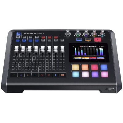 3. Tascam Mixcast 4 - Mikser do nagrywania podcastów