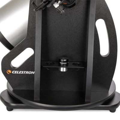 13. Celestron SkyMaster Pro ED 15x70mm Porro lornetka BaK-4 Czarny