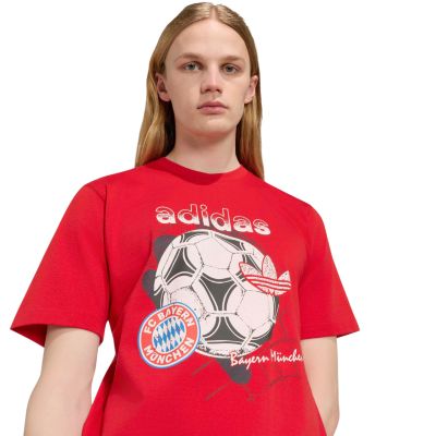 4. Koszulka męska adidas FC Bayern Muenchen Seasonal Graphic czerwona KG2586