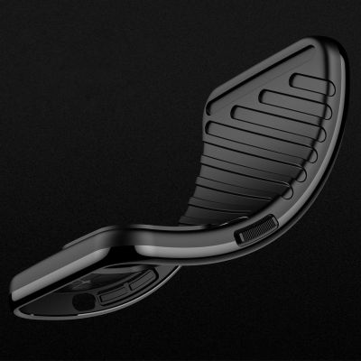 6. Thunder Case elastyczne pancerne etui pokrowiec Motorola Moto G Power 2022 czarny