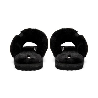 6. Klapki Puma Fluff Solo W 387522-01