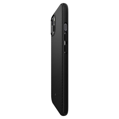 6. Etui Spigen Mag Armor z MagSafe na iPhone 13 - czarny mat