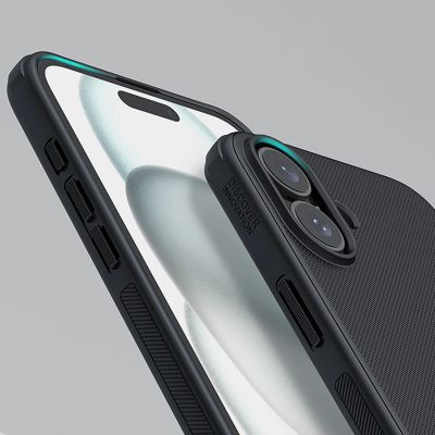 13. Etui Nillkin Super Frosted Shield Pro Magnetic Case na iPhone 16 - czarne