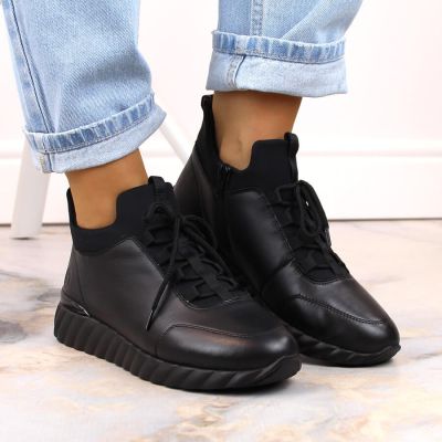 7. Skórzane półbuty Rieker W RKR611B czarne