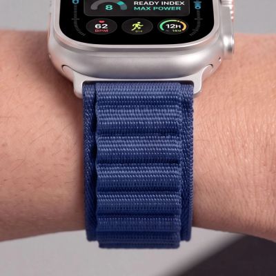 8. Pasek Tech-Protect Nylon Pro na Apple Watch 44 / 45 / 46 / 49 mm - granatowy